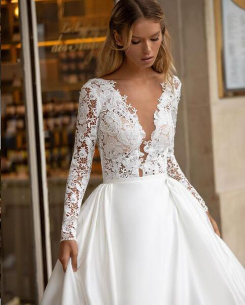 Applique Long Sleeve Wedding Gown For Bride Attractive Deep V-Neck Satin Backless Mordern Lace A-Line Custom Made