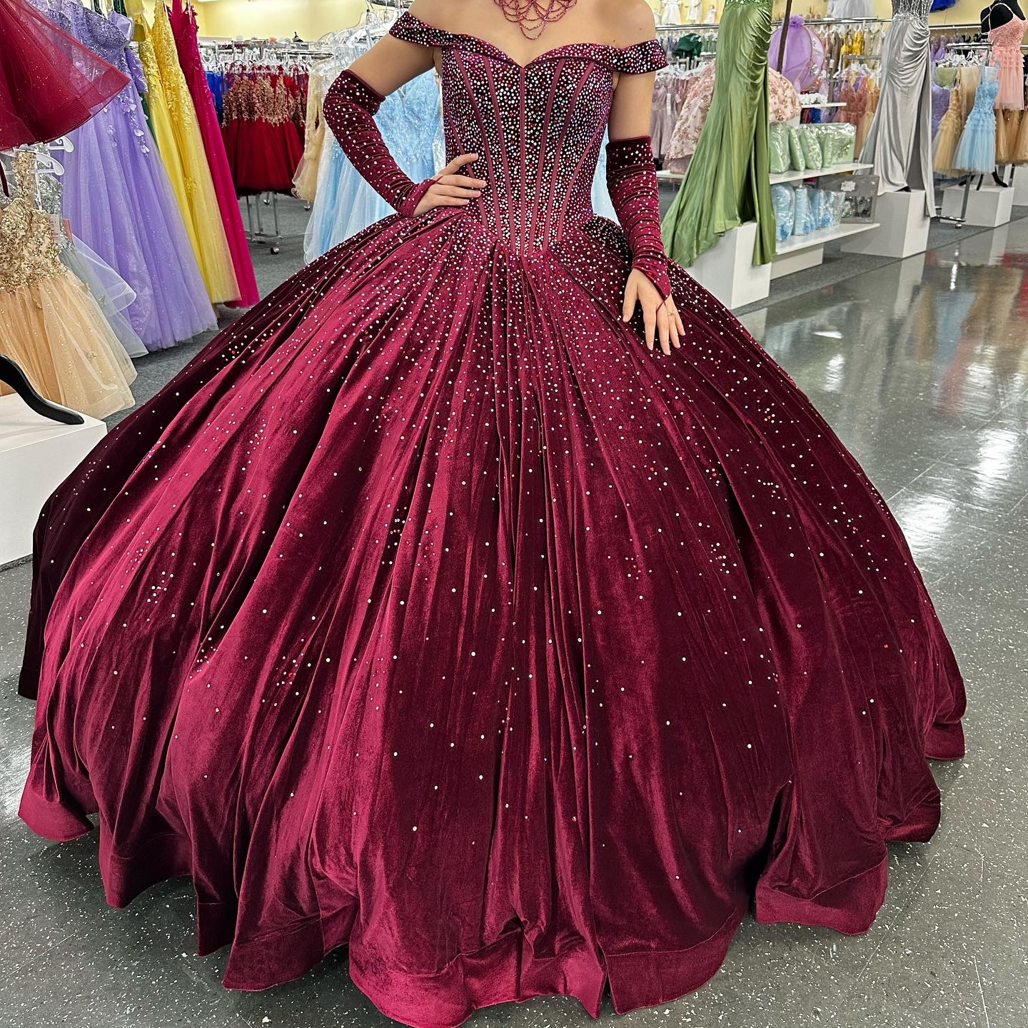 Off-Shoulder Veet Quinceanera Dress Sparkg Stone Ball Mexican Quince Sweet 15/16 Birthday Party Gown for 15th Girl Drama Winter Formal Prom Gala Detac