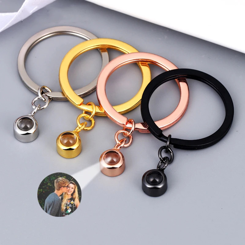 Key Rings Personalized Po Projection Chain Simple Custom Picture Small Circle Keyring for Women Men Memory Birthday Christmas Gift 231206