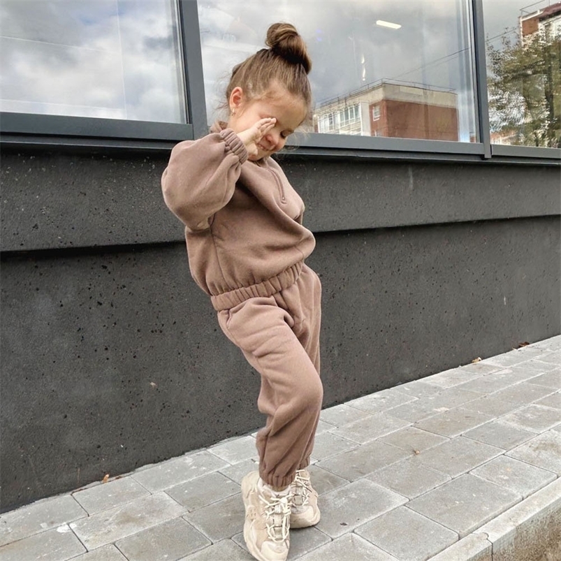 Clothing Sets Children s Fleece Suits Half Zipper Insulate Sportwear Autumn Baby Boy Girl Clothes Set Pullover Sweater Jacket Top Pants Outfit 231206