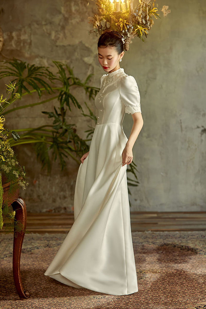 Satin Church Wedding Dress 2023 Elegant Vintage High Neck Pearls Beads Wedding Bride Gowns White A Line Vestido De Noiva