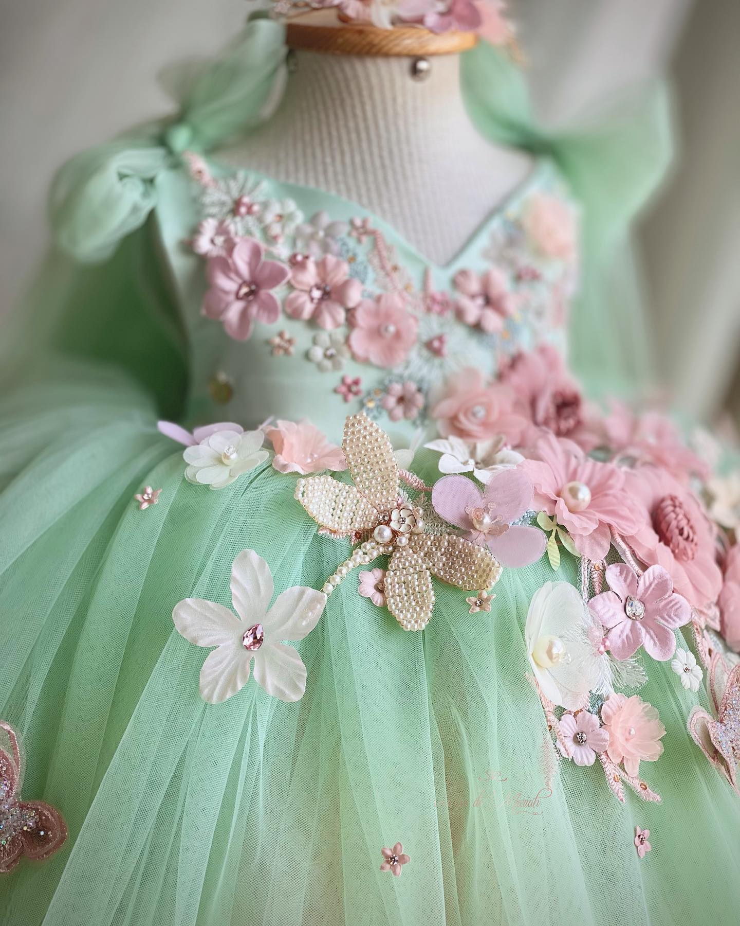 Green Beaded Flower Girl Dresses For Wedding Backless 3D Appliqued Toddler Pageant Gowns Tulle Knee Length Ball Gown Kids Birthday Dress 407