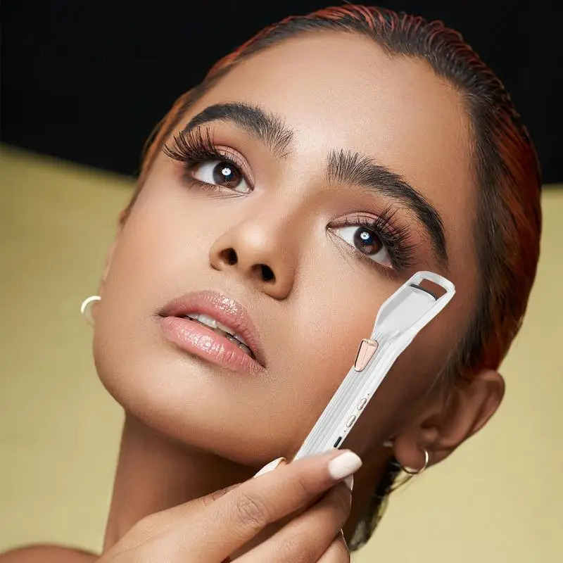 Eyelash Curler Heated Electric USB Rechargeable Eyelashes Curler Quick Heating Long Lasting Makeup Supplies 231202