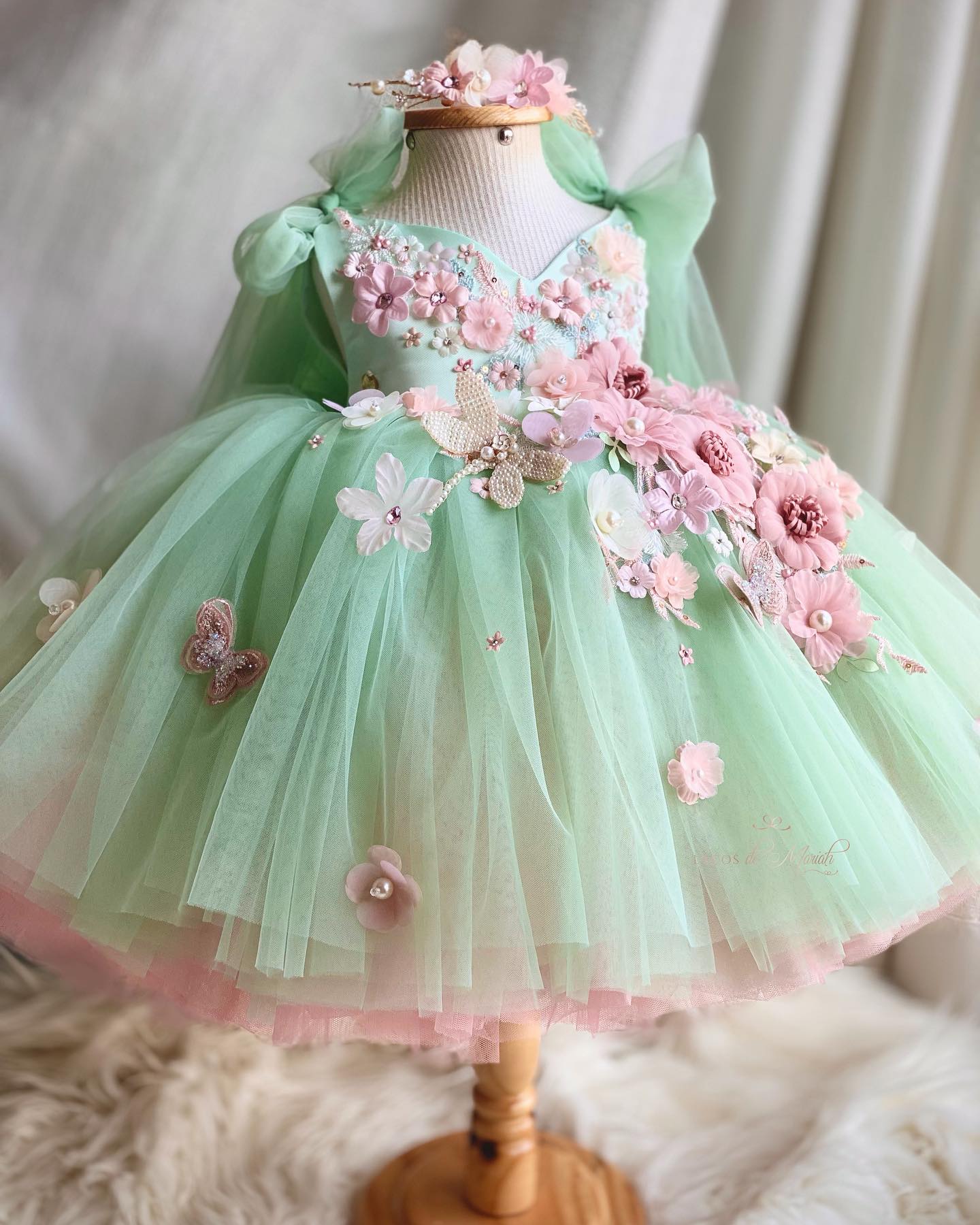 Green Beaded Flower Girl Dresses For Wedding Backless 3D Appliqued Toddler Pageant Gowns Tulle Knee Length Ball Gown Kids Birthday Dress 407