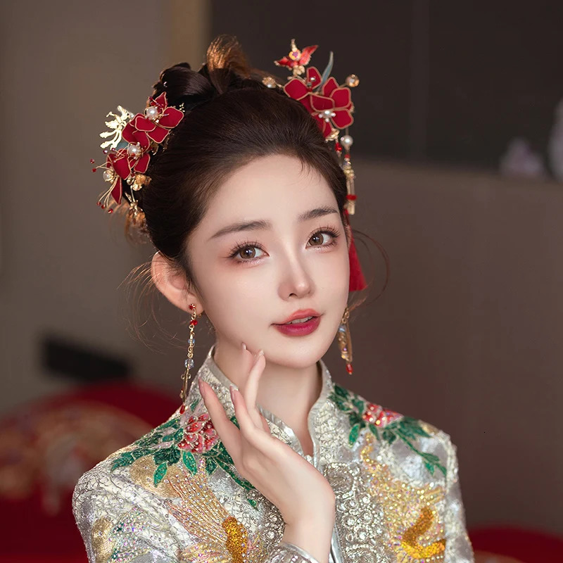 Headwear Hair Accessories Chinese Red Fabric Step Shake Flower Tassel Hairpin Classical Bride Wedding Hanfu Qipao 231207