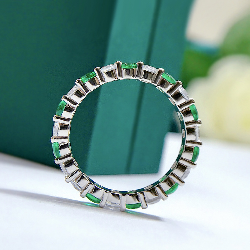 2023 Stunning Wedding Rings Luxury Jewelry Real 100% 925 Sterling Silver Round Cut Emerald Moissanite Diamond Gemstones Party Women Engagement Band Ri