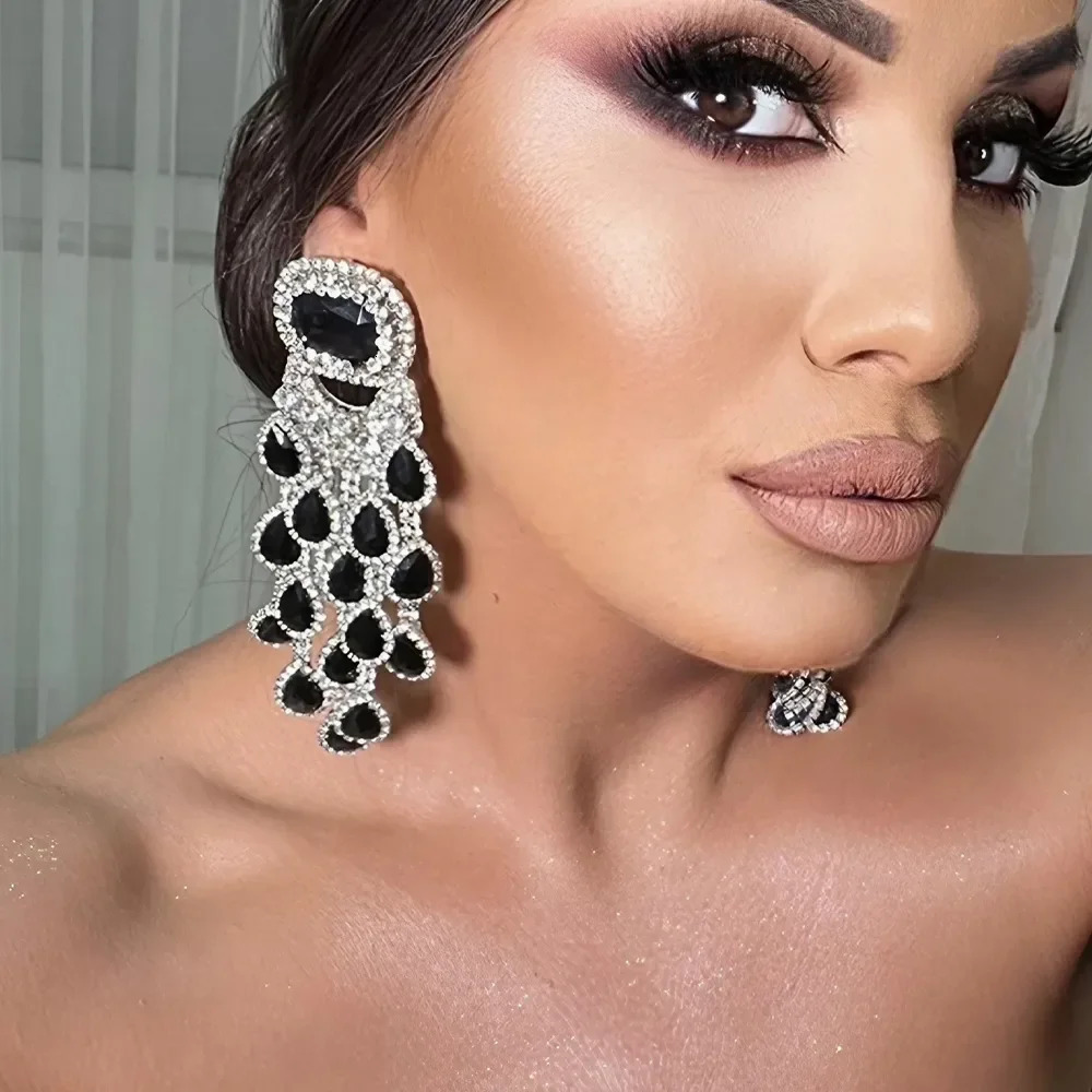 Charm Elegant Bridal Black Crystal Tassel Earrings Large Pendant for Women Bling Water Drop Exaggerated Dangle Party Jewelry 231208
