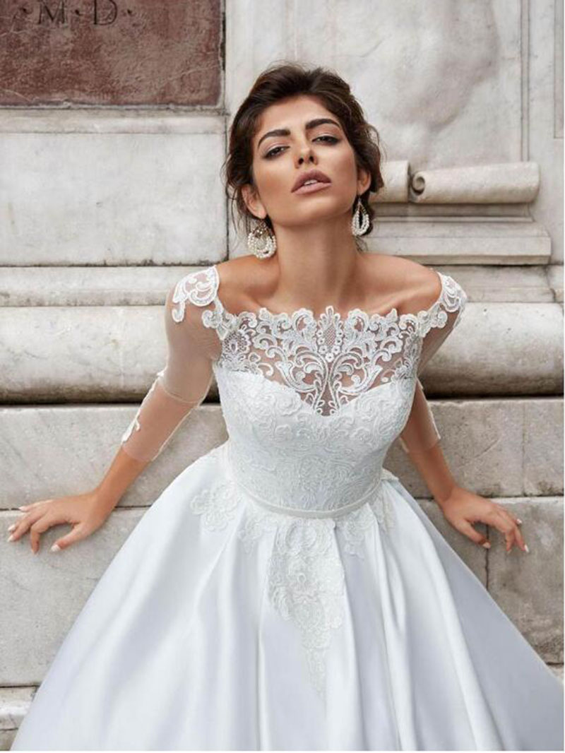 A-Line Satin Illusion Stylish Wedding Dresses 2023 Bride Lace-Up 3/4 Long Sleeve Classic Lace Applique Castle Personalised