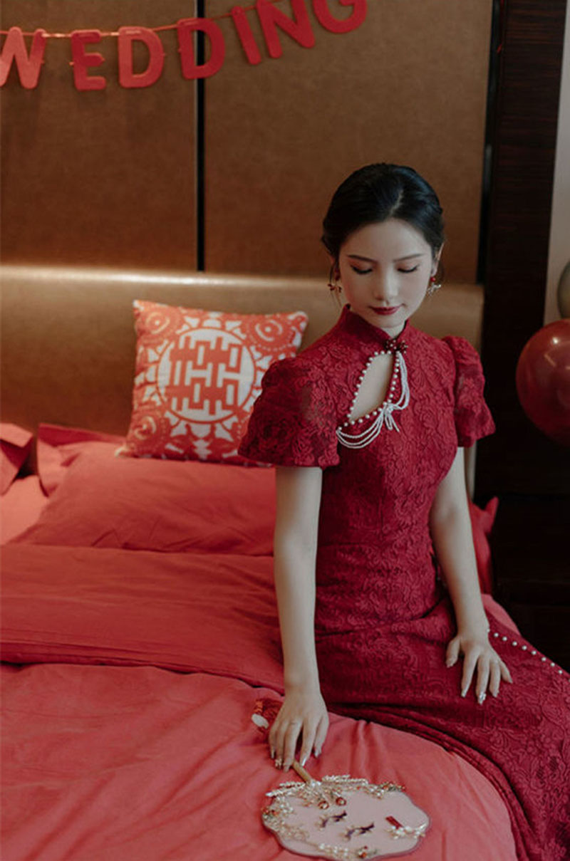 Conventional China Cheongsam Wedding Dresses High Neck backless Mermaid Bridal Gowns Sweep Train Applique Wine Red Lace Wedding Dress