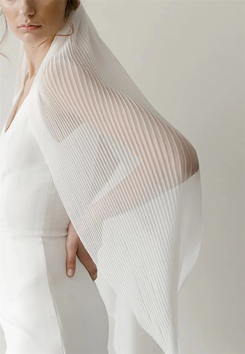 Wedding Hair Jewelry Pleated Wedding Veil Simple Bridal Veil Elegant WhiteIvory Veil With Comb Accessories Elbow Fingertip Waltz Length 75100150cm 231