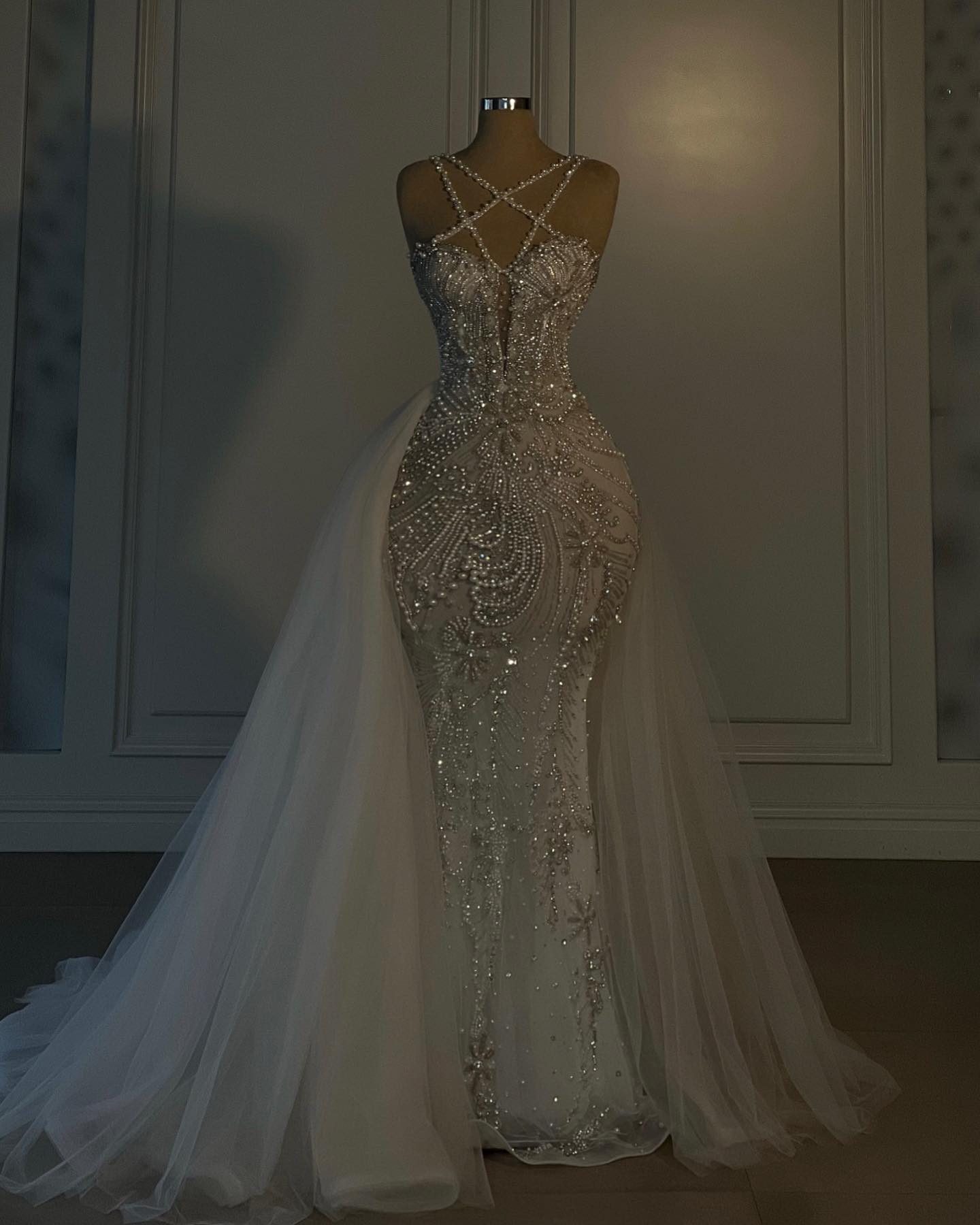 Cross Mermaid Dresses Neck Crystal Pearls Wedding Dress Sweep Train Mariee Bridal Gowns