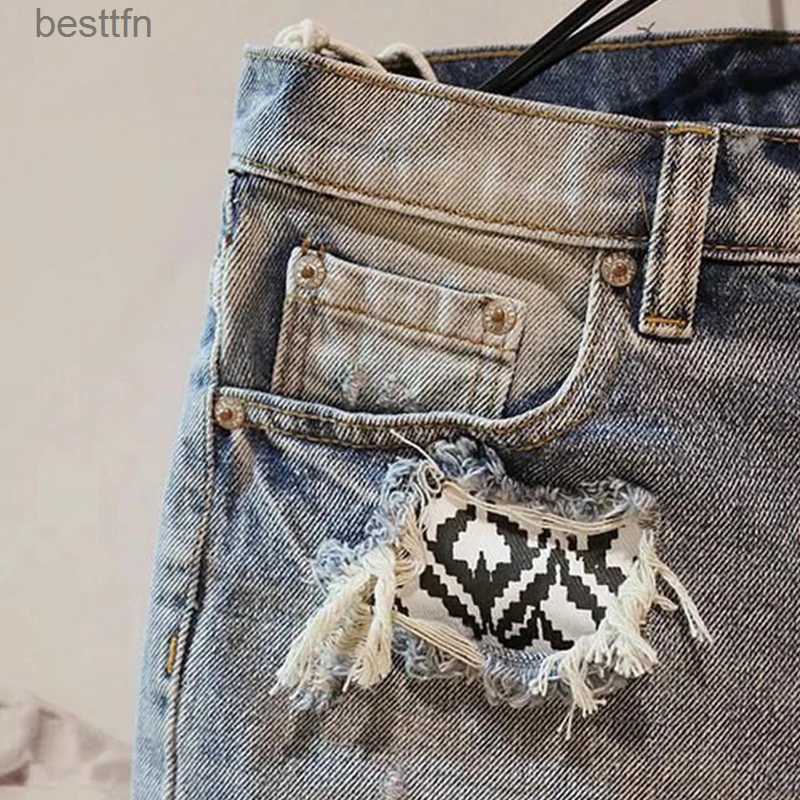 Men's Jeans Summer Men Hole Denim Short Pants Fashion Beggar Scraped Five-piece Jeans ShortsL231208