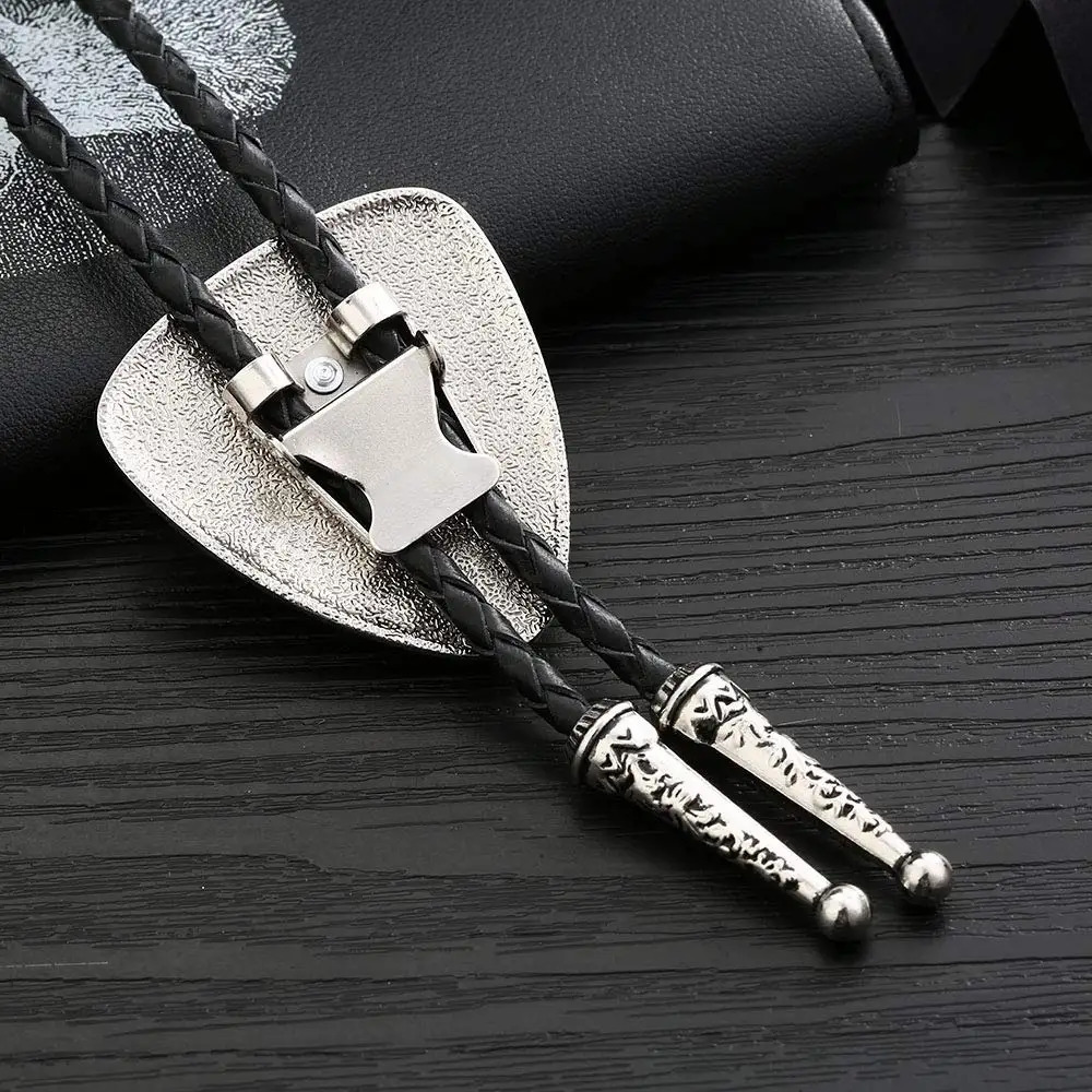 Neck Ties Bolo tie for man Handmade Western Art Indian Alloy Necktie Triangle naturel stone 231208