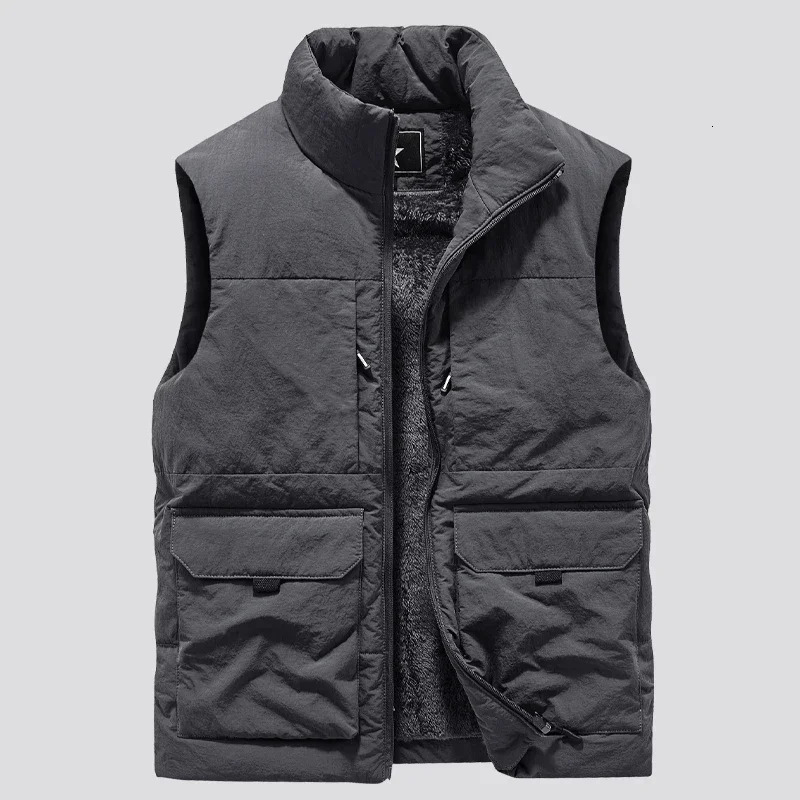 Men s Vests Winter Fashion Wool Workwear Vest Male Cotton Padded Coats Sleeveless Jackets Warm Multiple Pockets Waistcoats 231208