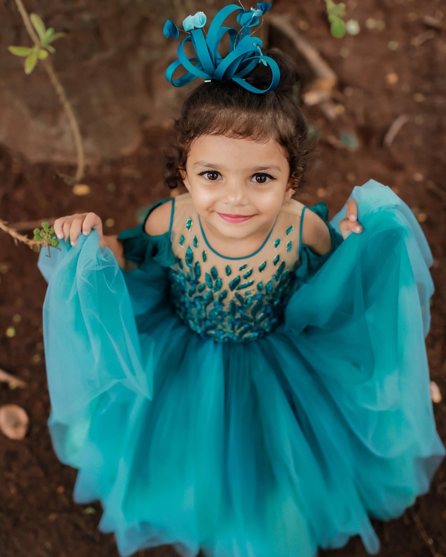 2023 hunter green aline flower girl dresses tulle lace sheer neck vintage little girl christmas peageant birthday christening tutu dress gowns zj4235