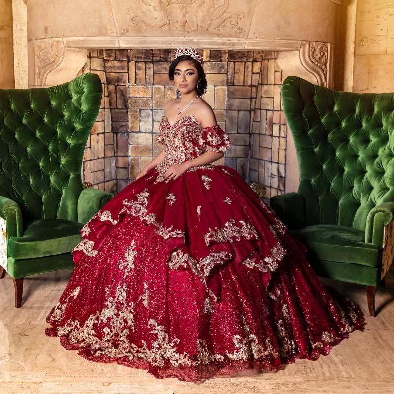 Red Shinny Beaded Lace AppliquesTulle Cape15 Dress Quinceanera Dresses 2025 Off the Shoulder Ball Gown Princess Formal Occasion Gown