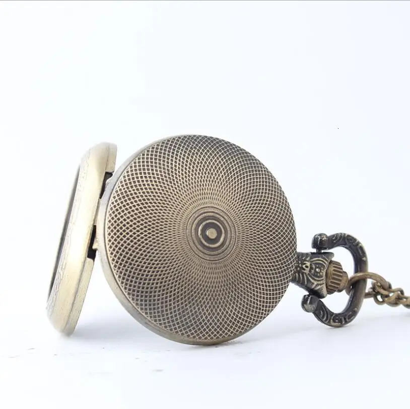 Pocket Watches 10pcs/lot Steampunk Vintage can DIY sticker picture epoxy Pocket Watch Necklace pendant xmas friend party gift 231207