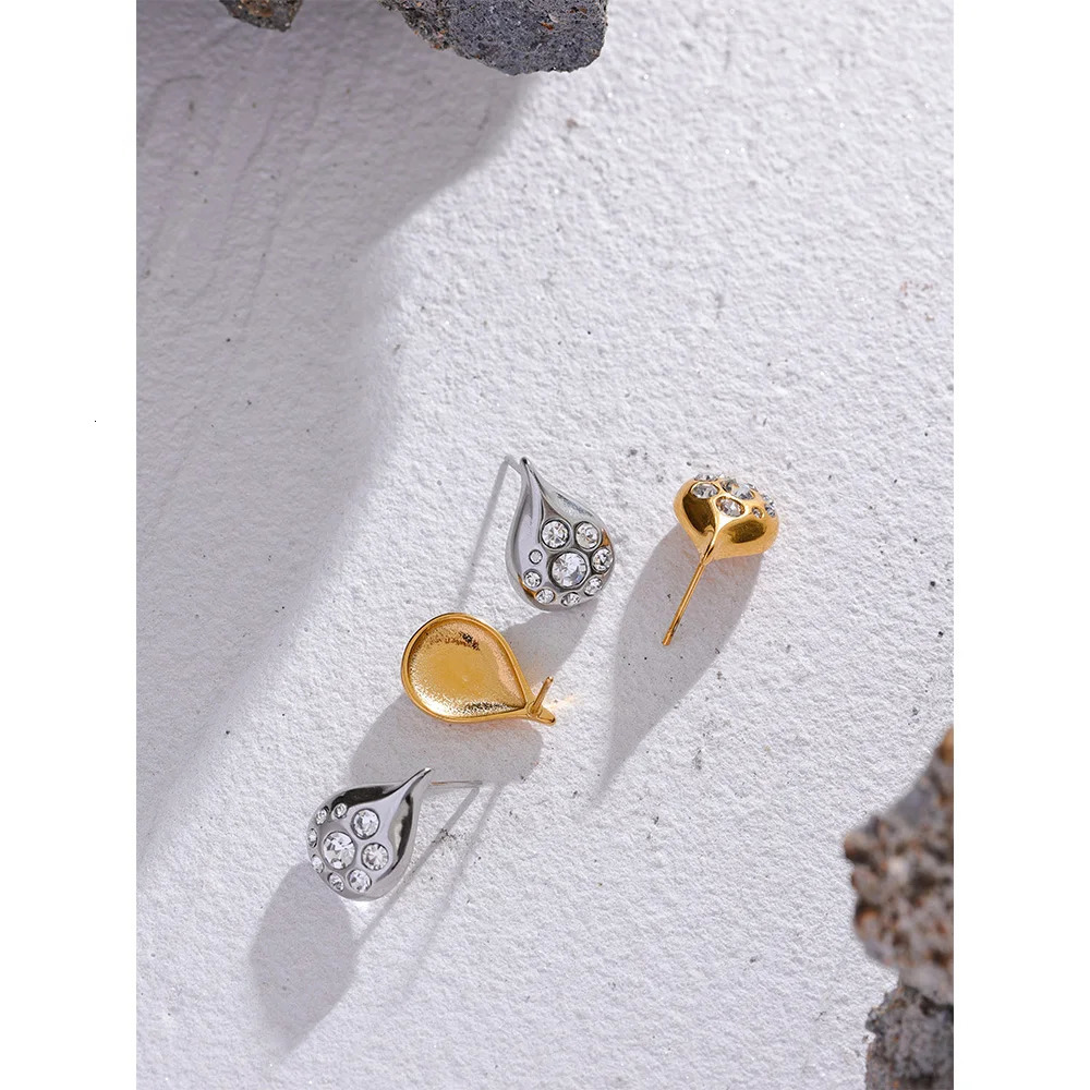 Charm Yhpup Exquisite Cubic Zirconia Stainless Steel Water Drop Fashion Stud Earrings Trendy Prevent Allergy Jewelry Women 231208