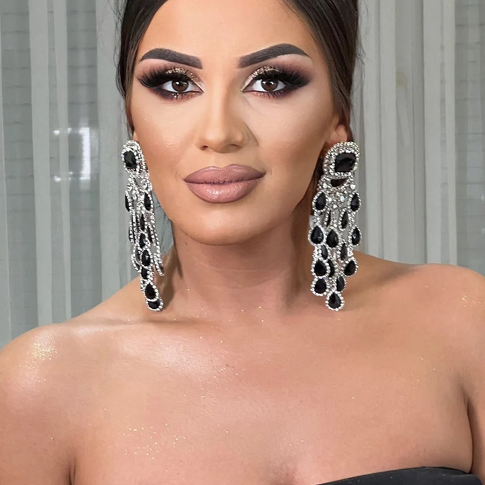 Dangle Chandelier Elegant Bridal Black Crystal Tassel Earrings Large Pendant for Women Bling Water Drop Exaggerated Dangle Earrings Party Jewelry 2312