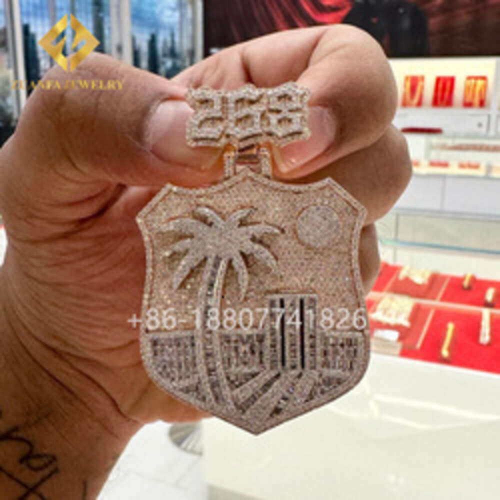 Custom Popular Premium Look Moissanite Hip Hop Jewelry Cuban Link Chain Vvs1 Diamond Iced Out Pendant