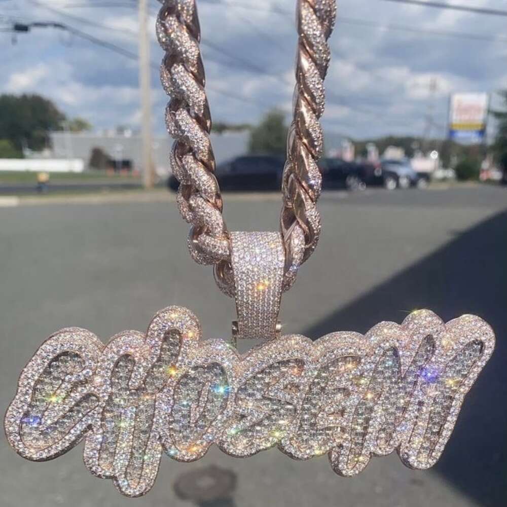 Custom Popular Premium Look Moissanite Hip Hop Jewelry Cuban Link Chain Vvs1 Diamond Iced Out Pendant
