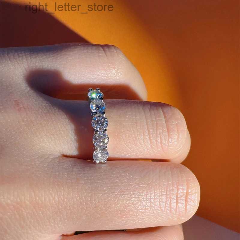 With Side Stones Fine Jewelry Five Stone 4mm D Color Moissanite Ring S925 Sterling Silver Ring Woman Wedding Bands YQ231209