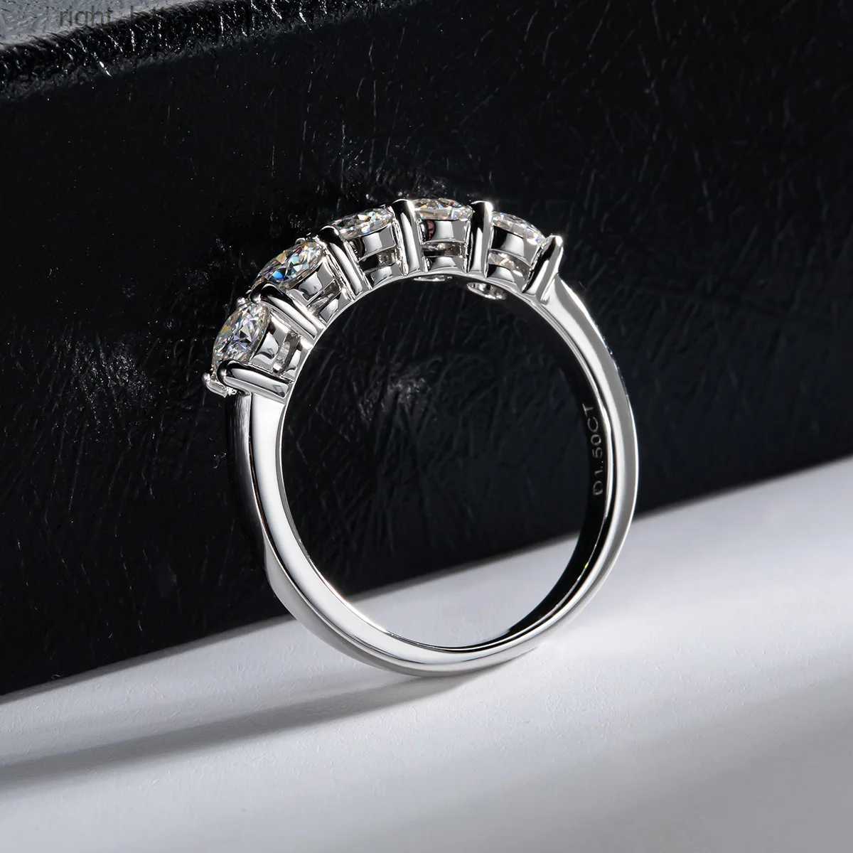 With Side Stones Fine Jewelry Five Stone 4mm D Color Moissanite Ring S925 Sterling Silver Ring Woman Wedding Bands YQ231209
