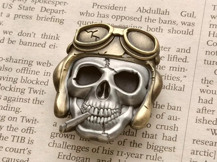 Pins Brooches Motorcycle Biker Metal Badge Skull Pilot Punk Brooches For Clothes Jackets Hat DIY Retro Collar Pin Brooch High Quality 231208