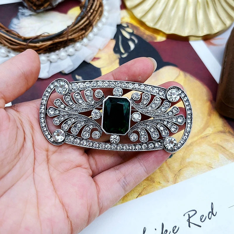 Pins Brooches Vintage Brooches Geometry Crystal Filigree Jewelry Green Stone Pins For Women's Art Deco Accessories 231208