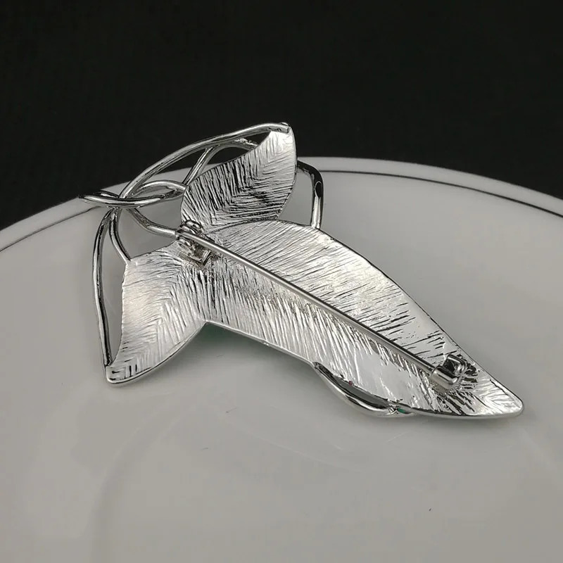 Pins Brooches Green Leaf Brooch Pin with Vintage Metal Box Set Fashion Jewelry Friends Birthday Gifts Fans Accessories 231208