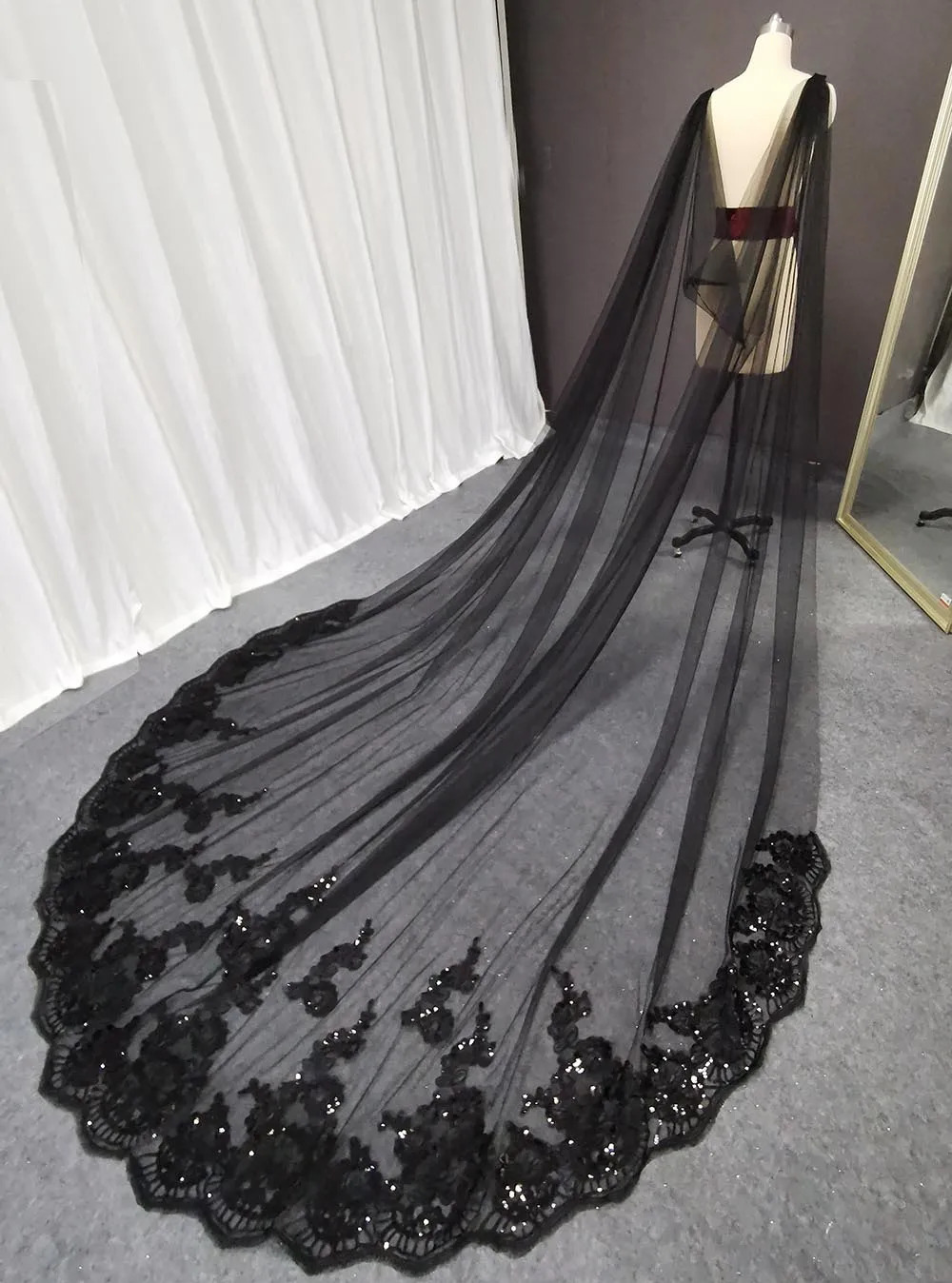 Wedding Hair Jewelry Real Pos Black Long Wedding Boleros Bling Sequins Lace Cathedral Bridal Cape Bolero Mariage Wedding Accessories Shoulder Veil 231