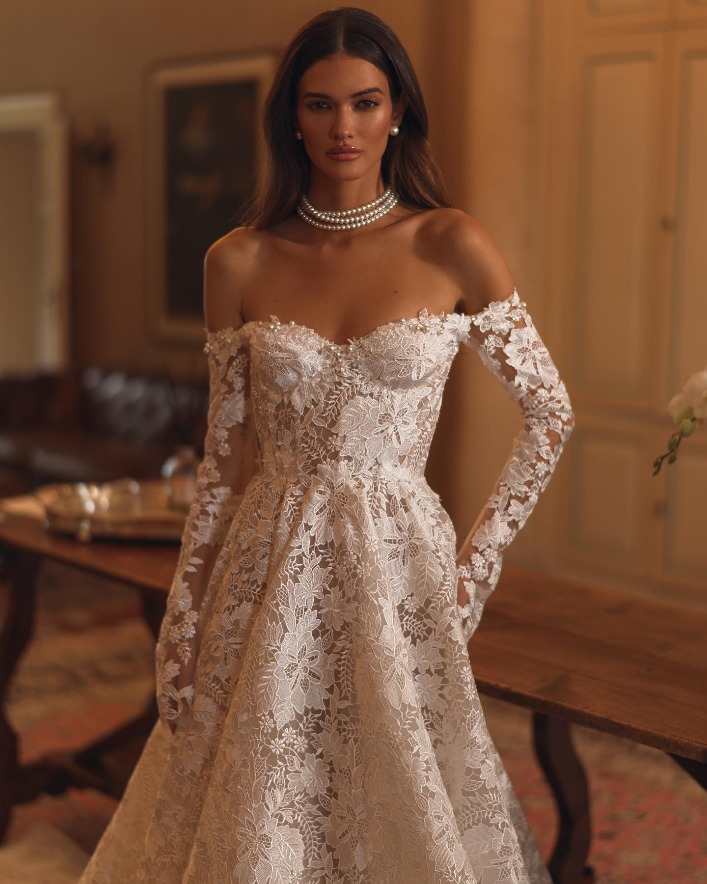 Berta Lace A e Dresses for bride Off Shoulder Wedding Dress Bone Bodice Backless designer bridal gowns