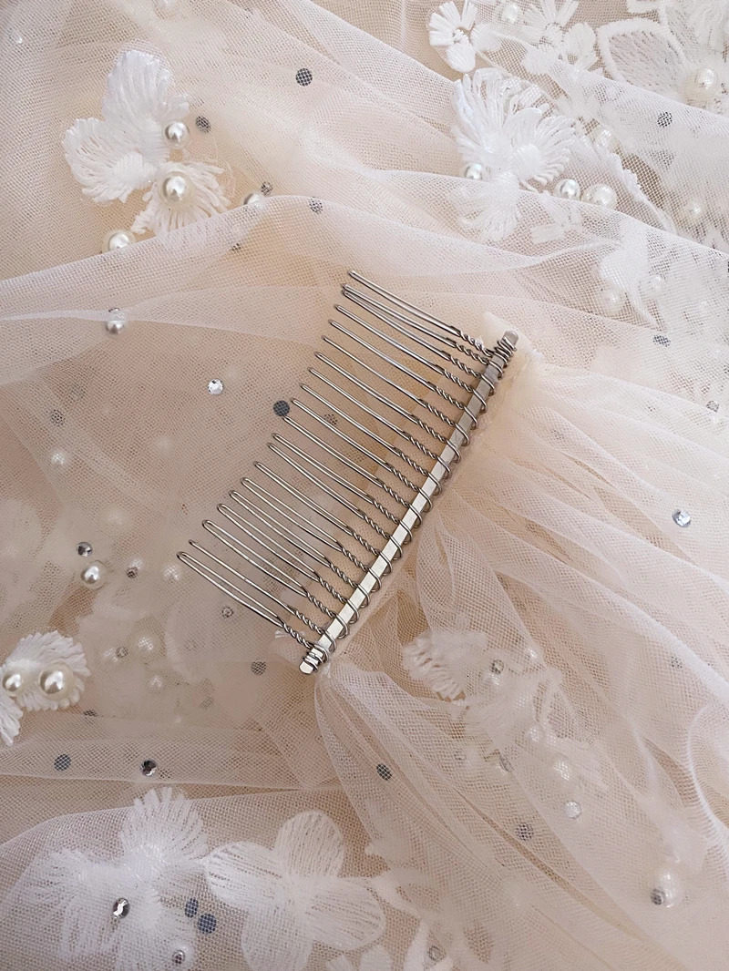 Wedding Hair Jewelry Appliques Wedding Veil 3D Flowers Pearls Bridal Veils Chapel Length Elegant beaded Bride Veils Wedding Accessories 231208