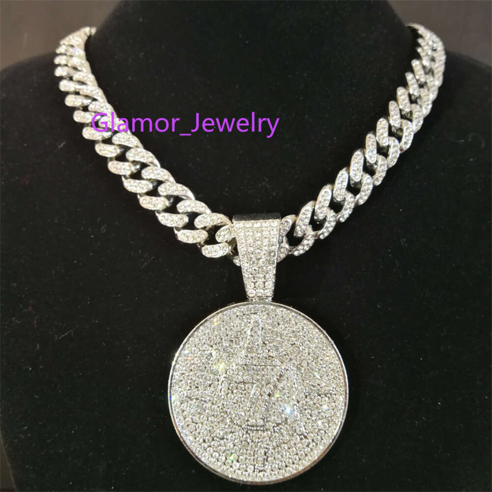 Fashion Hip Hop Bg Iced Out Moissanite Jewelry Sterg Sier Dia Charm Custom Pendant Necklace