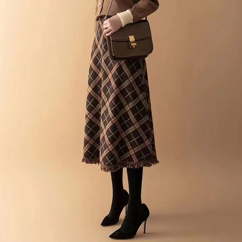 Skirts MOUKYUN Winter Knitted Tassel A-Line Long Skirts Women Printing Plaid Skirt Female Autumn High Waist Warm Skirt Elegant Office 231211