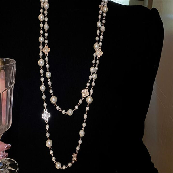 Womens Long Pearl Necklace French Multi-layer vintage four-leaf Clover rhinestone Pearl sweater necklace Fashion jewelry