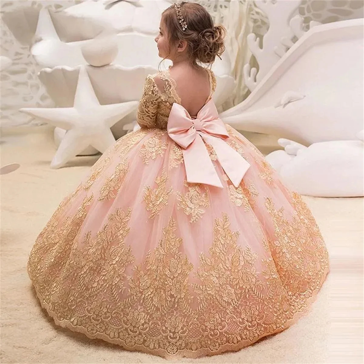 2025 Gorgeous Pink Flower Girl Dress Bow Long Tulle Gold Appliques Princess Wedding Birthday Party Dresses Child Pageant Ball Gowns