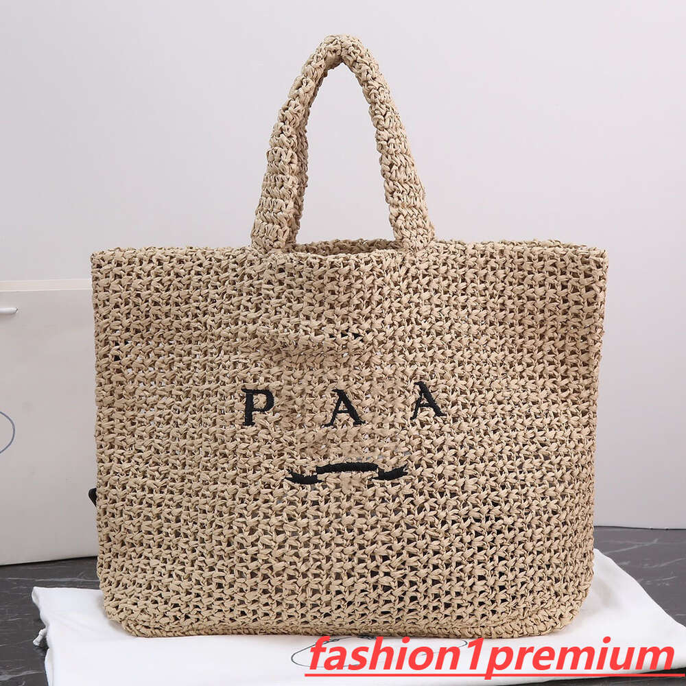 Designer beach bag Luxury Design Women Plaited Raffia Straw Bag Large Capacity Casual Tote Handbag Hollow Summer Beach Vacation Shoulder