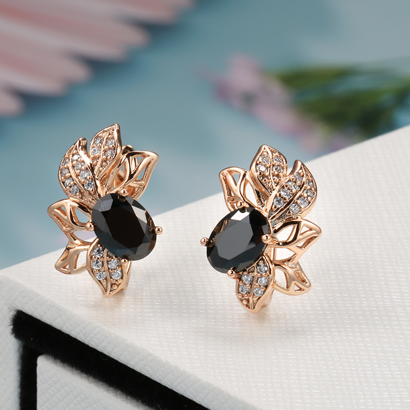 Designer Women's Earrings Classic Crystal Flower Earrings Black Zircon Gold Leaf Earrings Fashion Jewelry