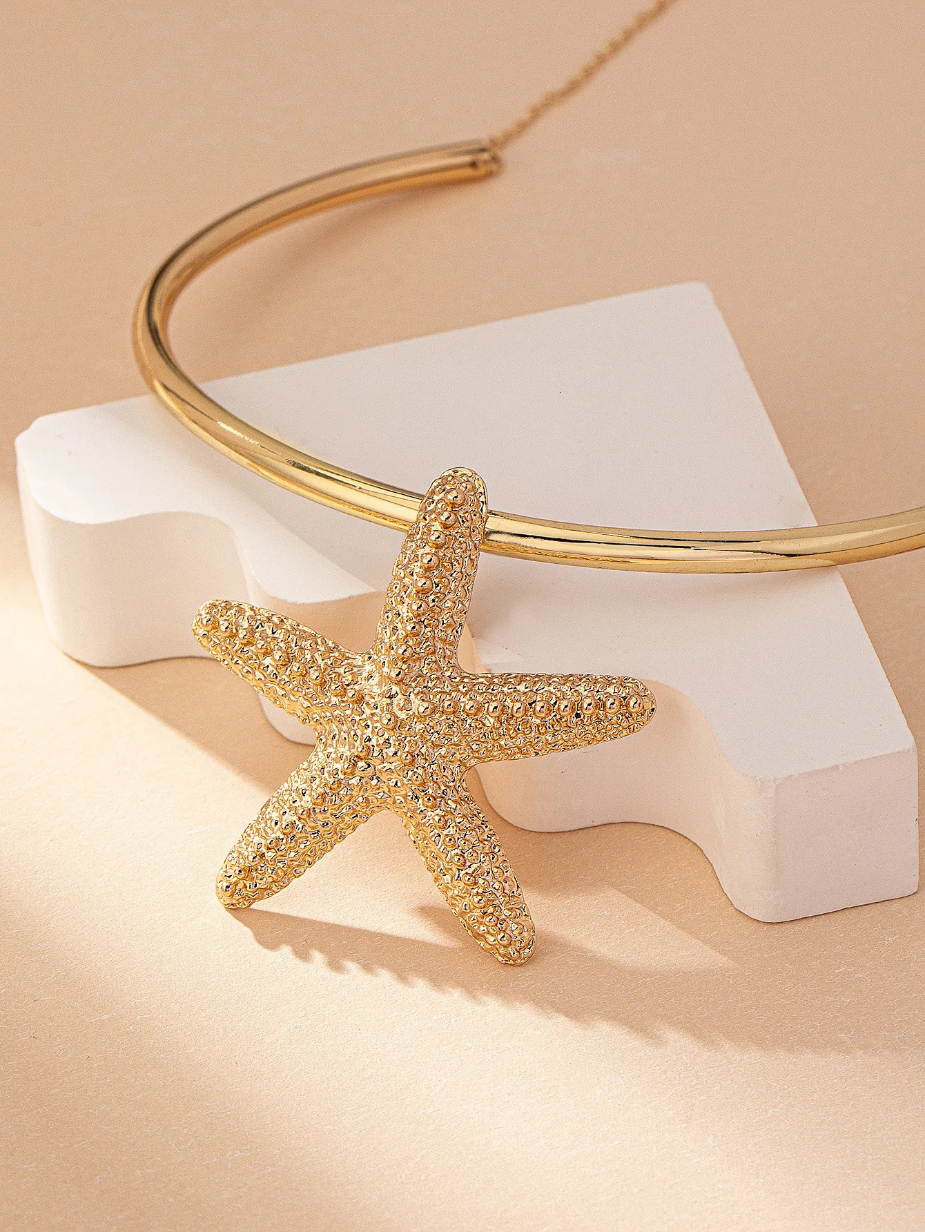 Pendant Necklaces Bohemian Golden Starfish Geometric Choker Necklace for Women Punk Exaggerated Metal Fashion Jewelry 231212