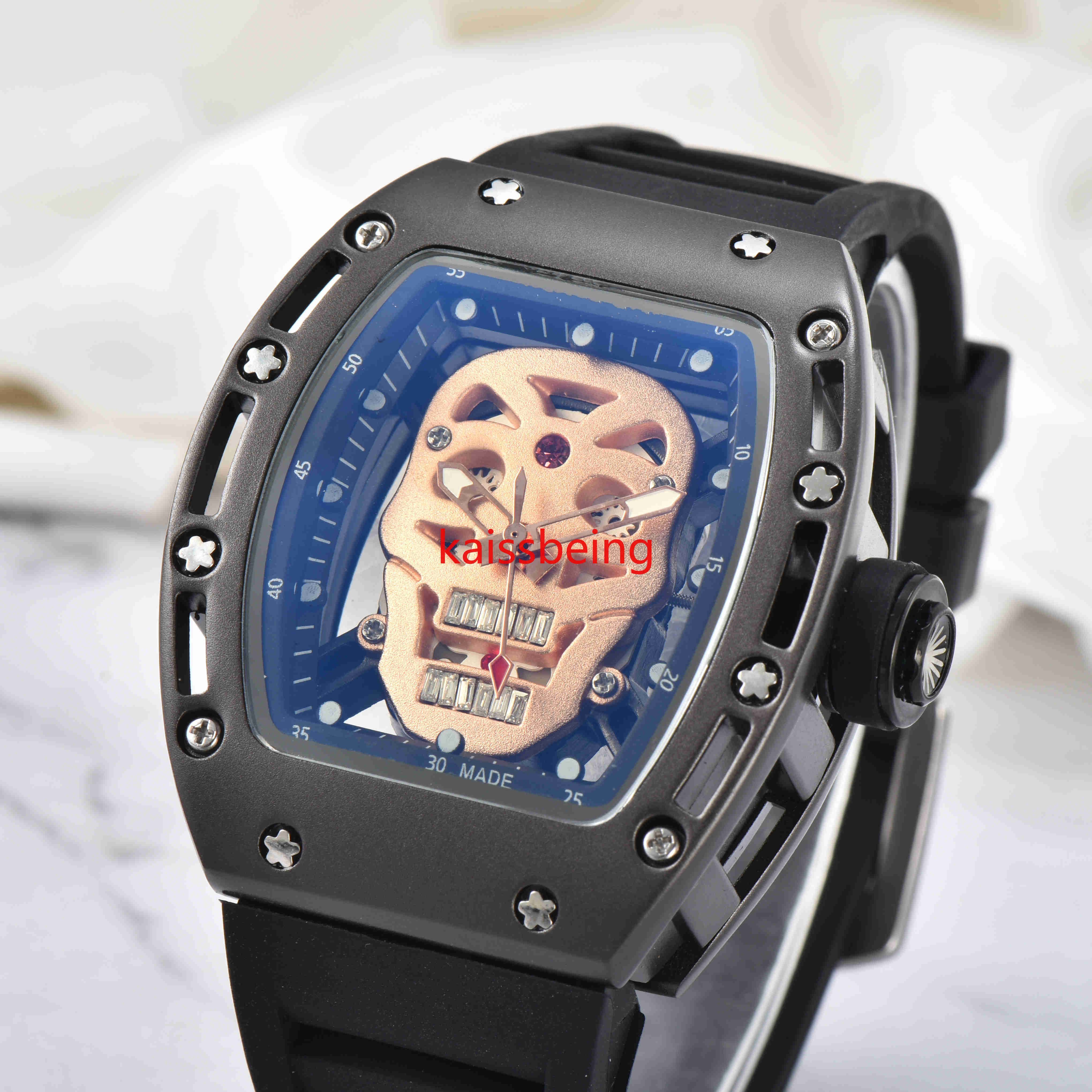 Fashion luxury Brand Skull Men's Watch Leisure woman Diamond Watches Steel Calendar Silicone Quartz Wristwatch Factory sales