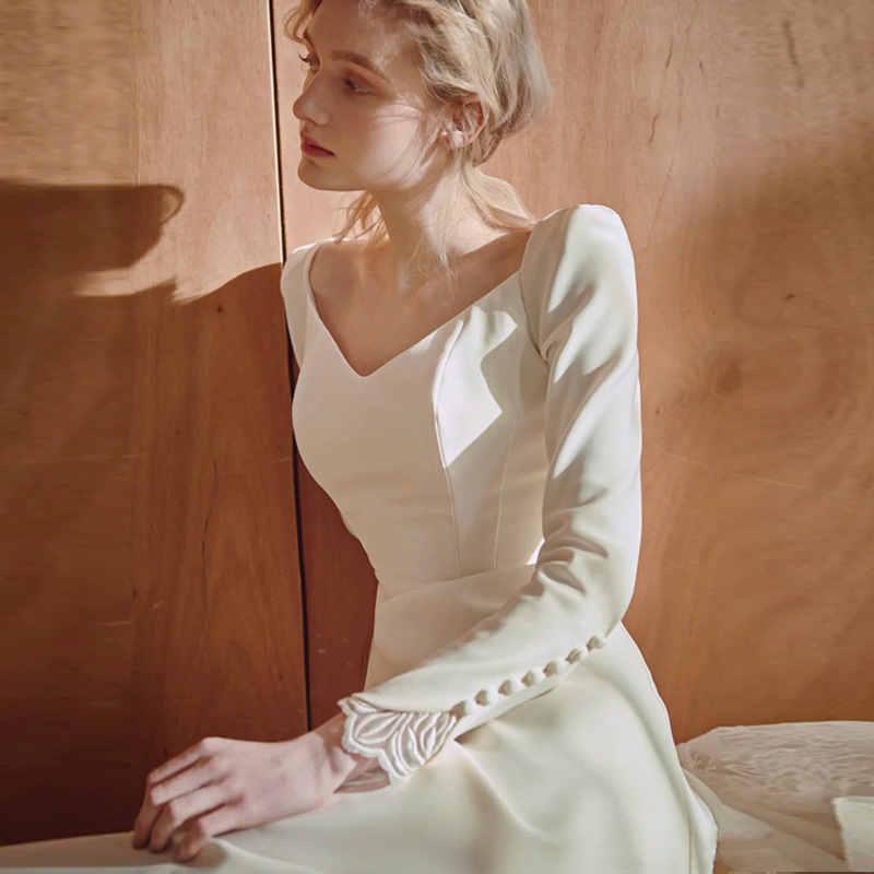 2024 Simple Boho Wedding Dress V-neck Long Sleeves Buttons Soft Satin A-line Bridal Party Gown Custom Made For Woman Vestido De Noiva