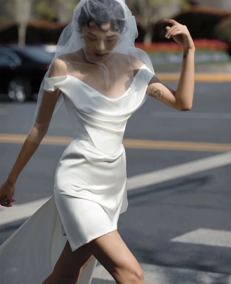 Newest Wedding Dress 2025 Short For Bride Scoop Neckline Satin Off The Shoulder Bride Party Gowns Custom Made Plus Sizes Vestidos De Novias