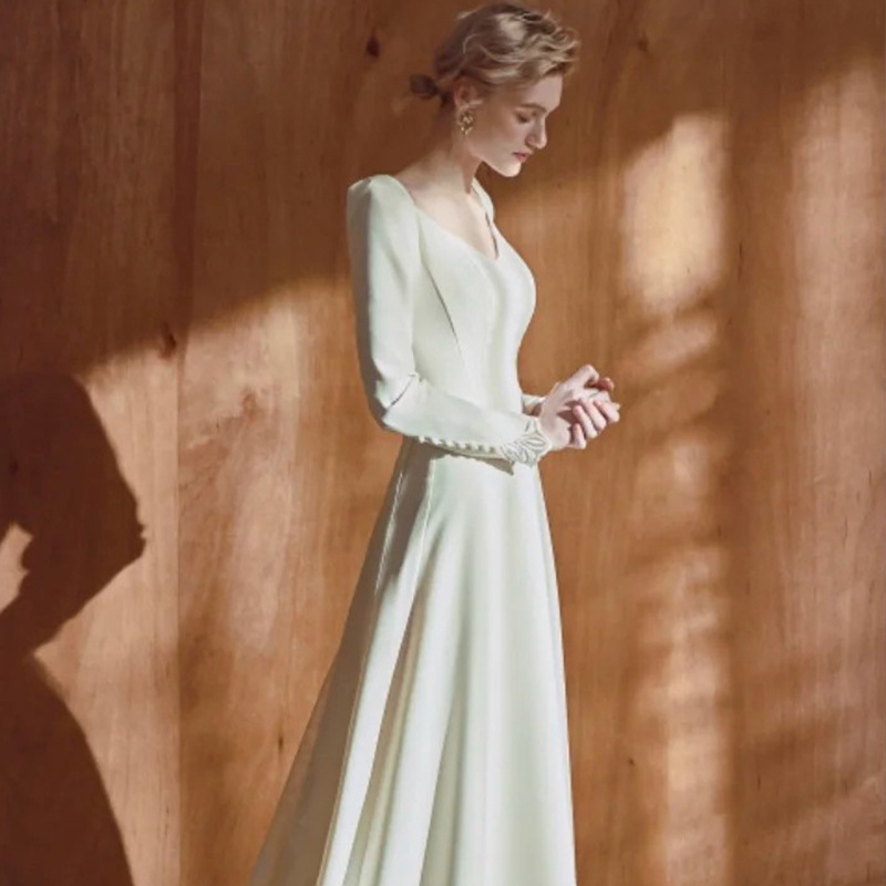 2024 Simple Boho Wedding Dress V-neck Long Sleeves Buttons Soft Satin A-line Bridal Party Gown Custom Made For Woman Vestido De Noiva