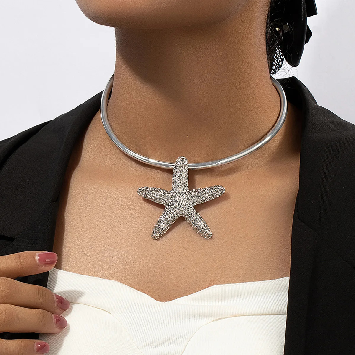 Pendant Necklaces Bohemian Golden Starfish Geometric Choker Necklace for Women Punk Exaggerated Metal Fashion Jewelry 231212