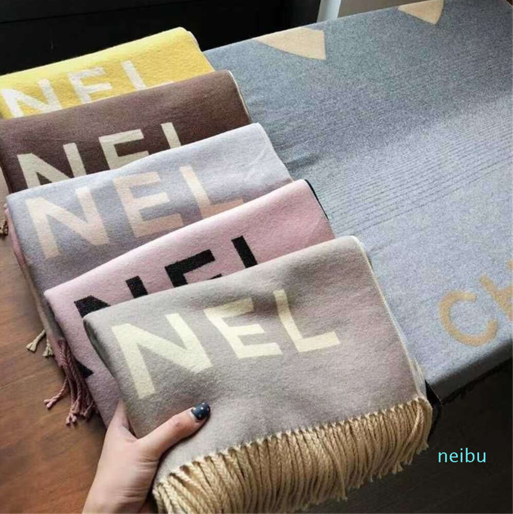 2023 Classic Design Cashmere Warm Scarf Men's and Women's Winter Large Monogrammed Shawl