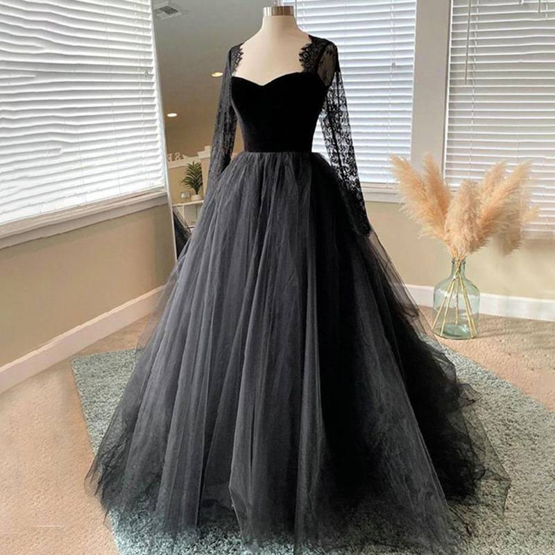 2024 Elegant Gothic Black Wedding Dress Sweetheart Lace Appliques Long Sleeves Velvet Lace A-line Bride Party Gown Woman Vestido De Noiva Robe Mariage