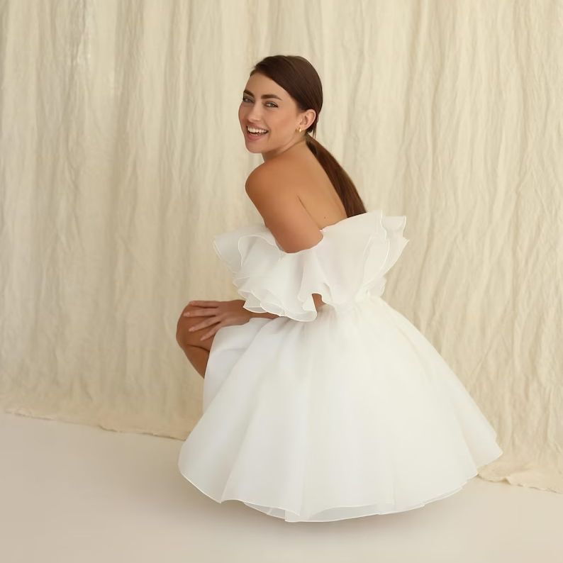 Newest Short Wedding Dress 2024 Litter White Bridal Dresses Off the Shoulder Ruffles Organza Bride Party Gowns Summer Beach Vestidos De Novias