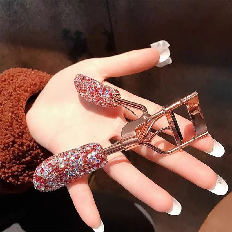 Eyelash Curler Diamond encrusted eyelash curler Sparkling Handle with diamond curling eyelashes makeup tool Beauty Supplies Accessories 231211