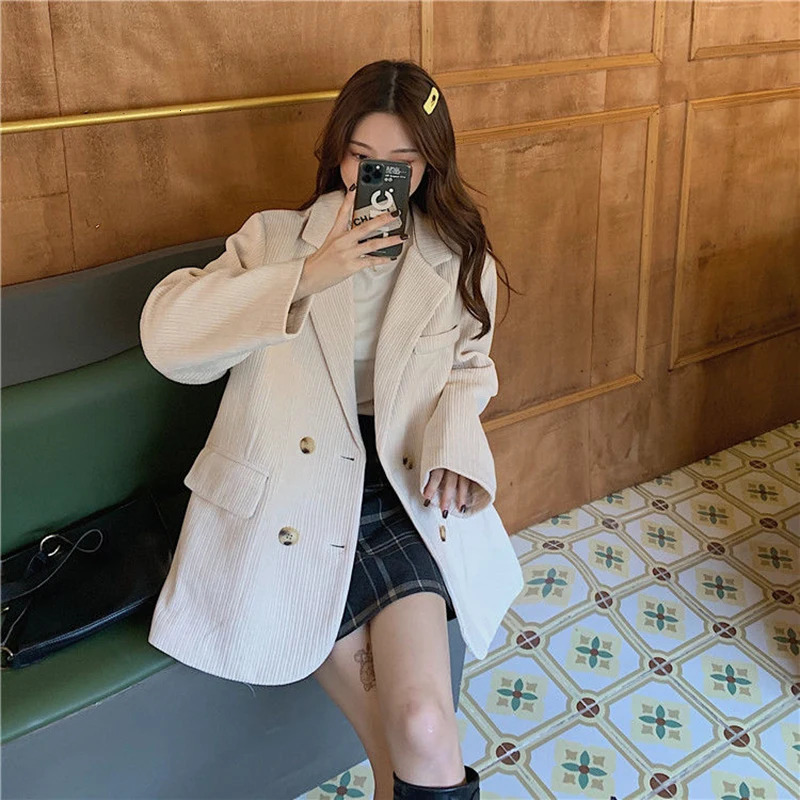 Womens Suits Blazers Autumn Winter Quilted Corduroy Women Fashion Vintage Brown Blazer Female Korean Casual Loose Suit Jacket Chic 231212